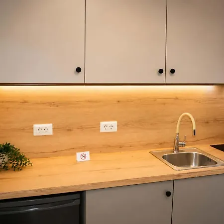 Thetis And Thalpi Apartamento *